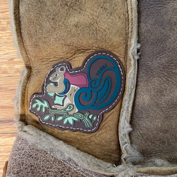 Vintage Fendi Shearling Boots Circa 2005 Size 41 - Picture 9 of 14